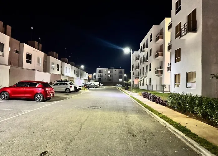 2 Bedroom Apartment, Compartido Apartment *