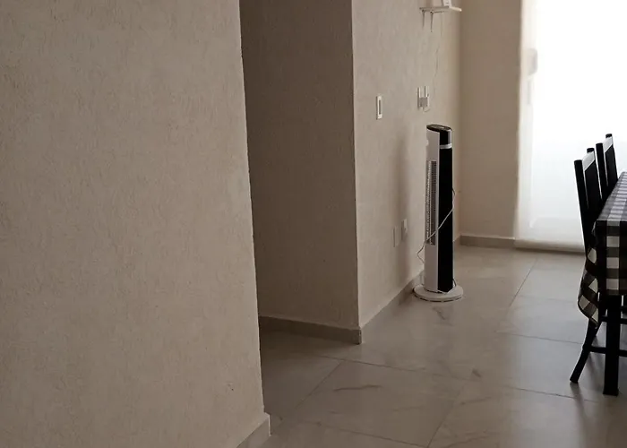 2 Bedroom Apartment, Compartido Apartment *